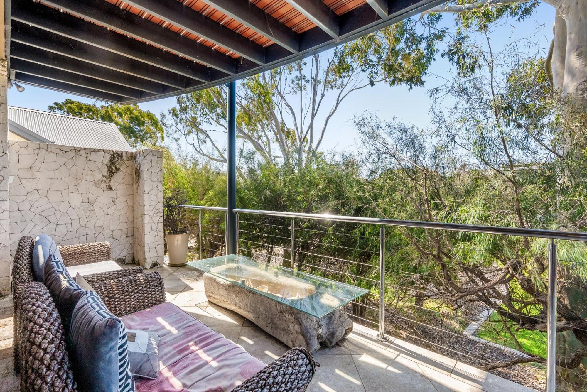 Bay Village Resort דנסבורו מראה חיצוני תמונה